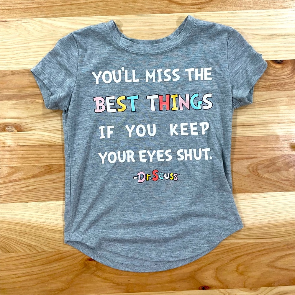 Girls 5T Dr. Seuss t-shirt